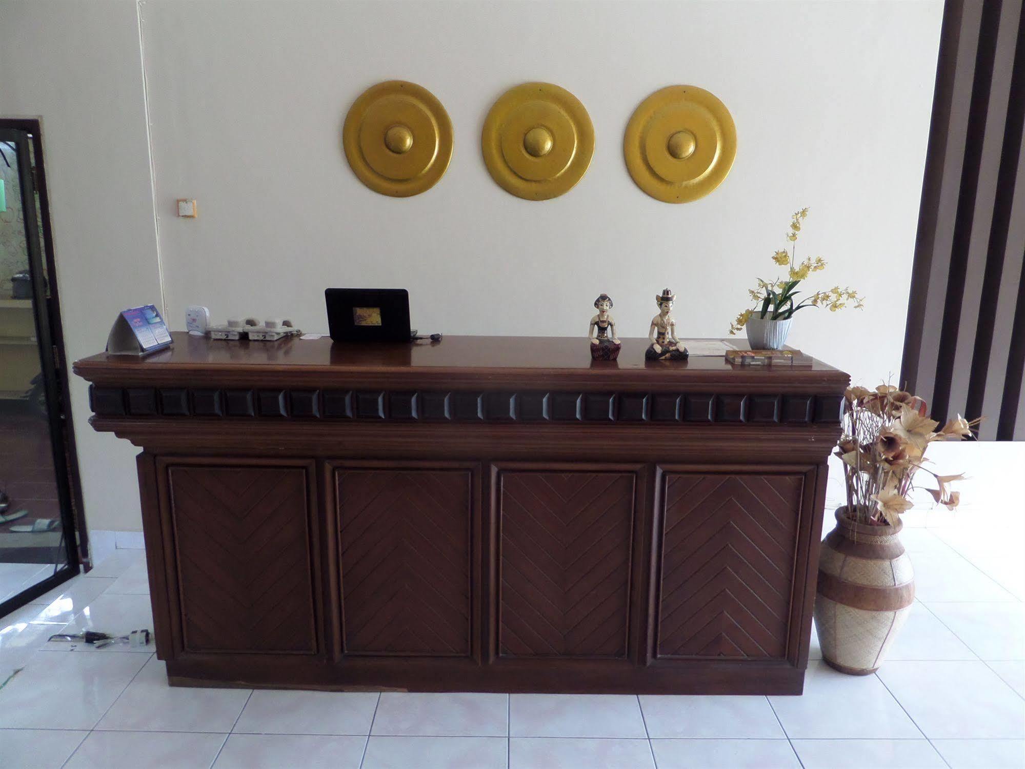Hotel Oyo 201 Emdi House Timoho Yogyakarta Exteriér fotografie