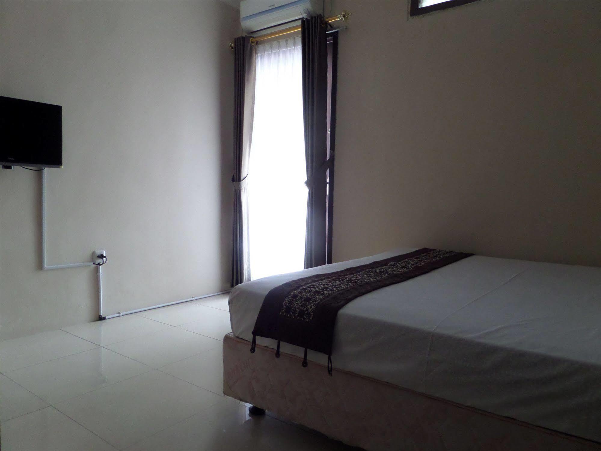 Hotel Oyo 201 Emdi House Timoho Yogyakarta Exteriér fotografie