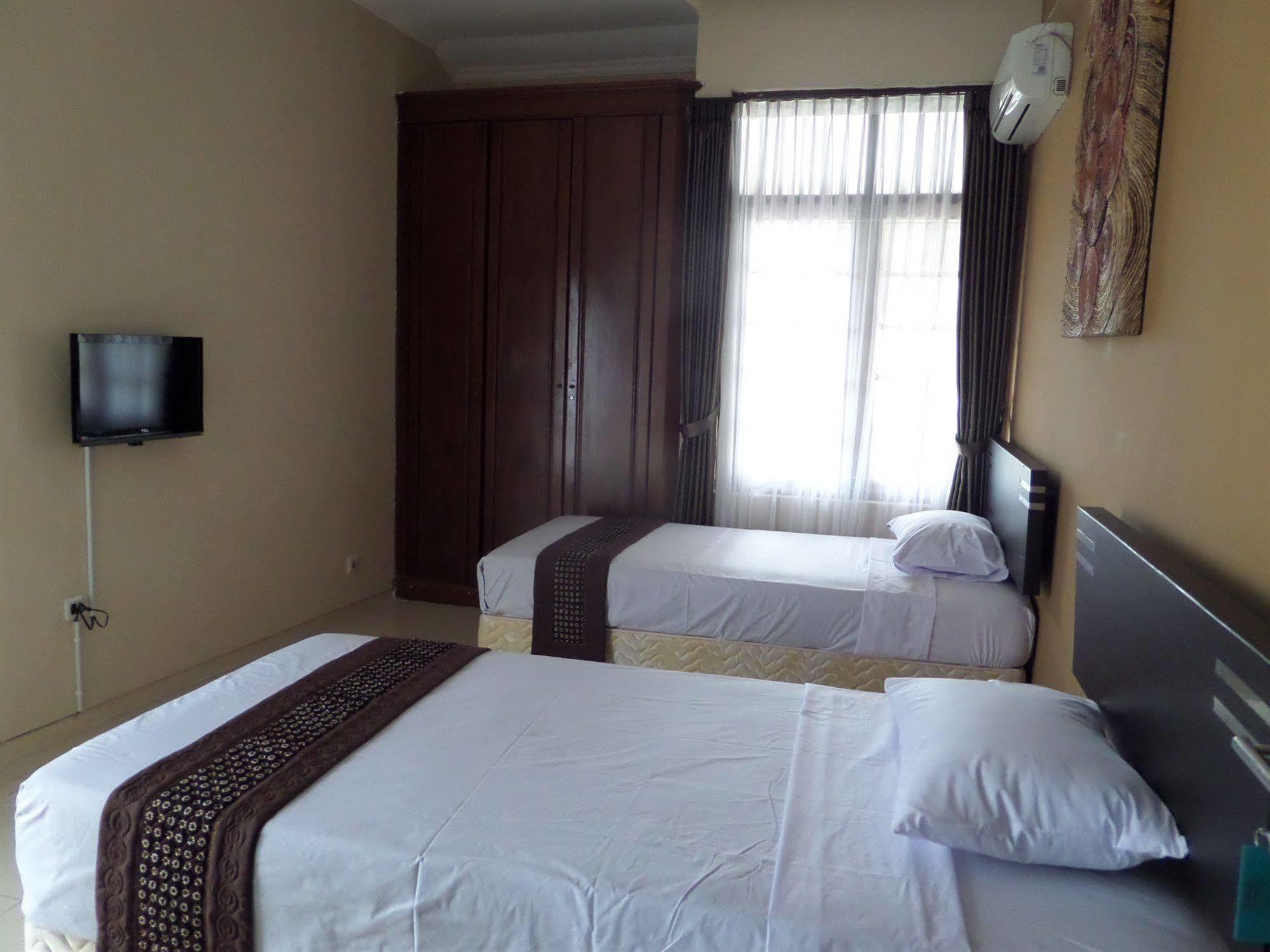 Hotel Oyo 201 Emdi House Timoho Yogyakarta Exteriér fotografie