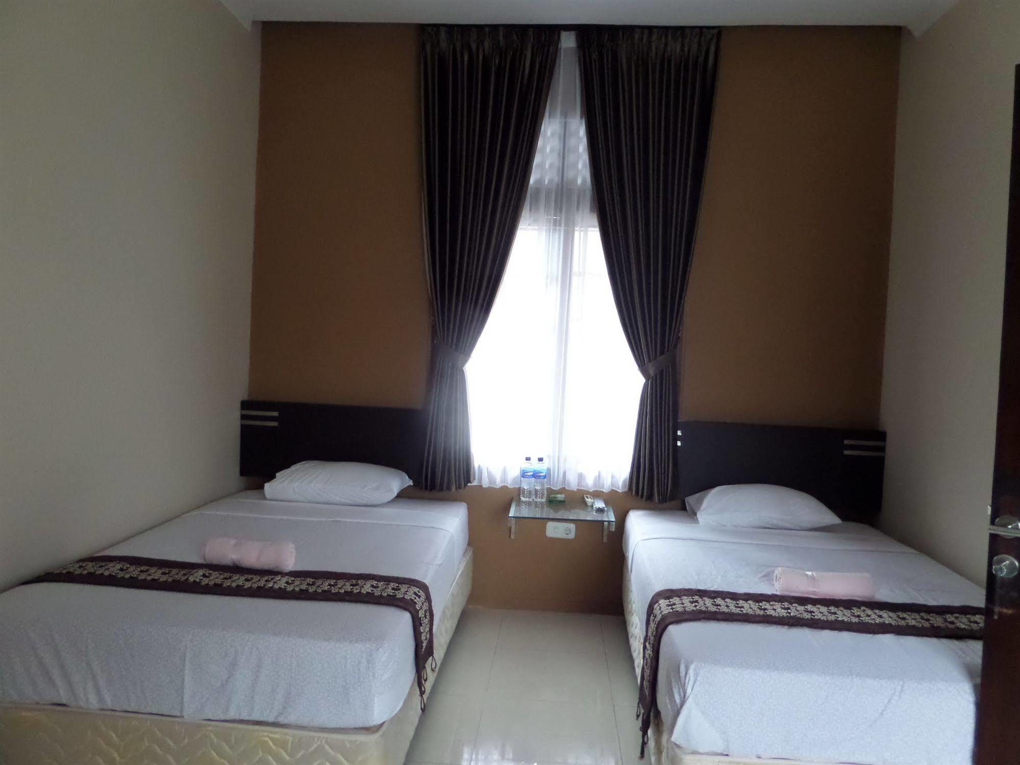 Hotel Oyo 201 Emdi House Timoho Yogyakarta Exteriér fotografie