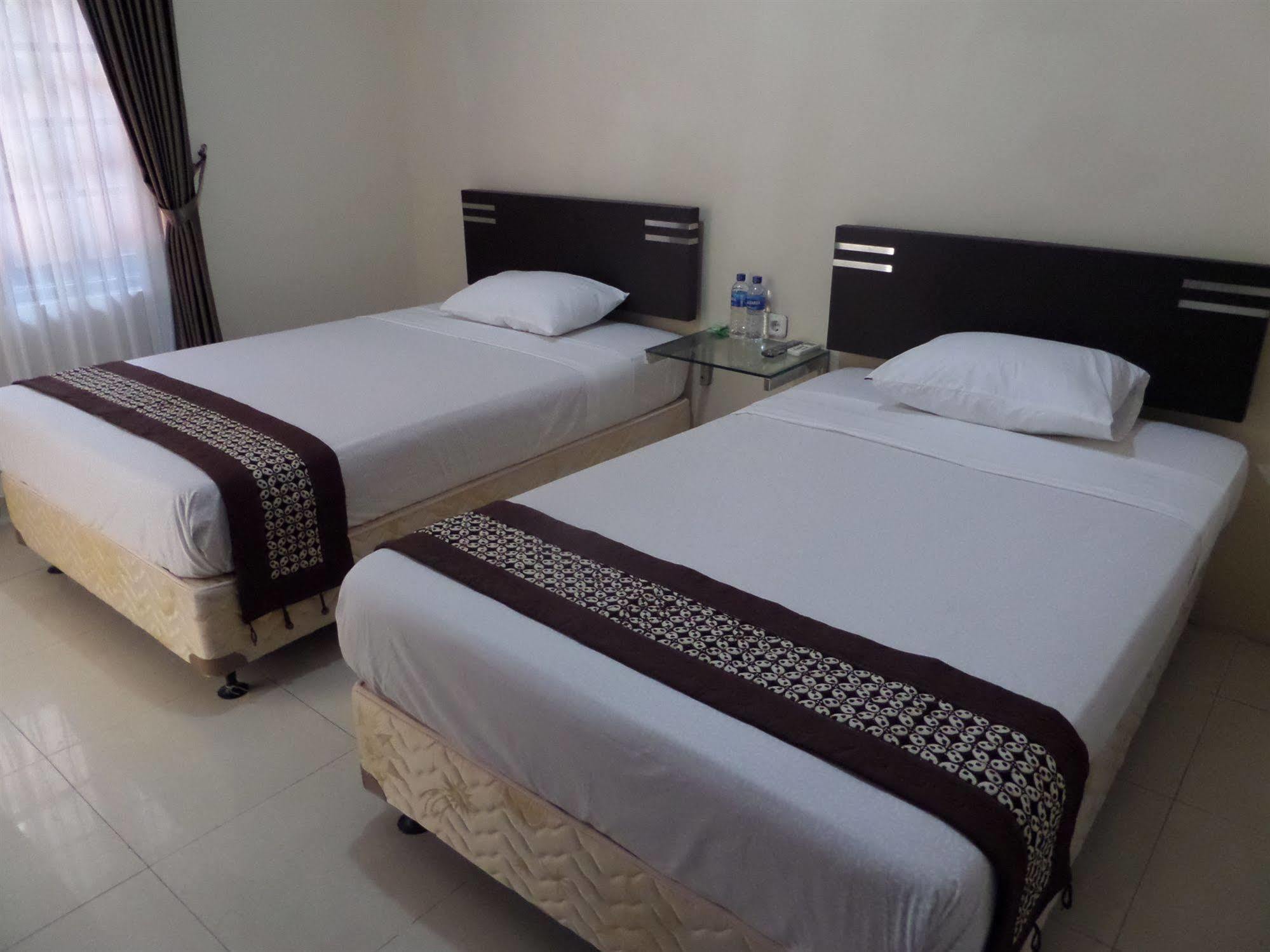 Hotel Oyo 201 Emdi House Timoho Yogyakarta Exteriér fotografie